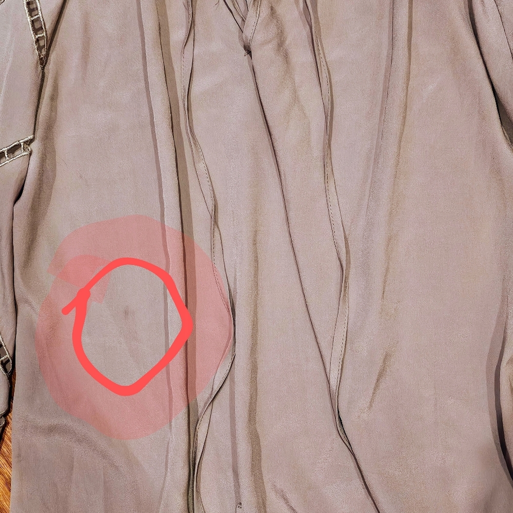 Drape Blouse w/ Long Design Sleeves - Picture 3 of 5